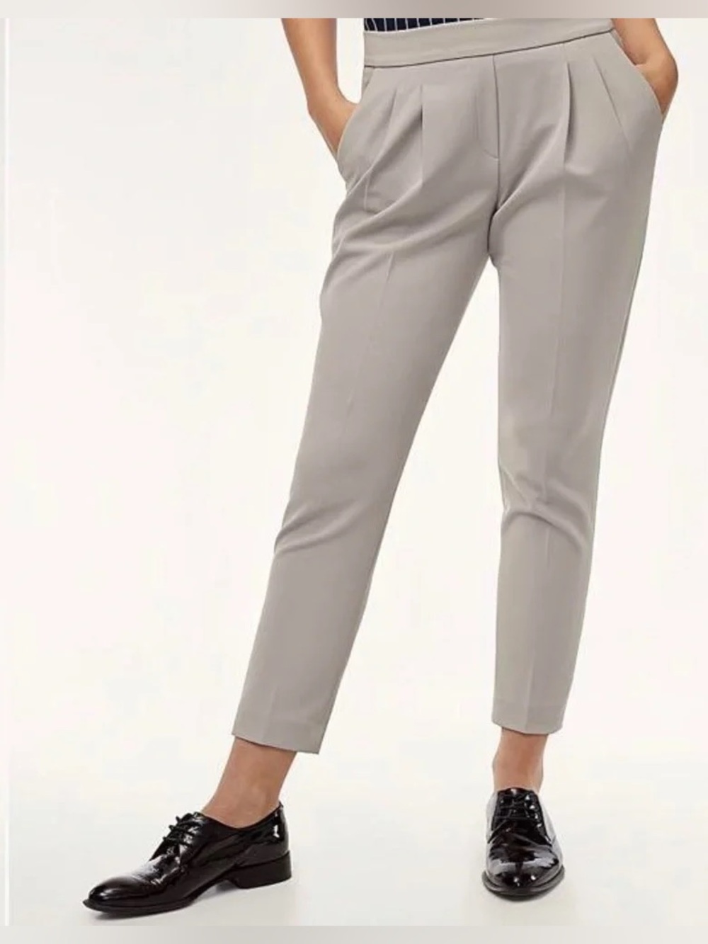 Aritzia Babaton Cohen Pull On Crop Pant in Grey Sz 10 - Picture 1 of 10